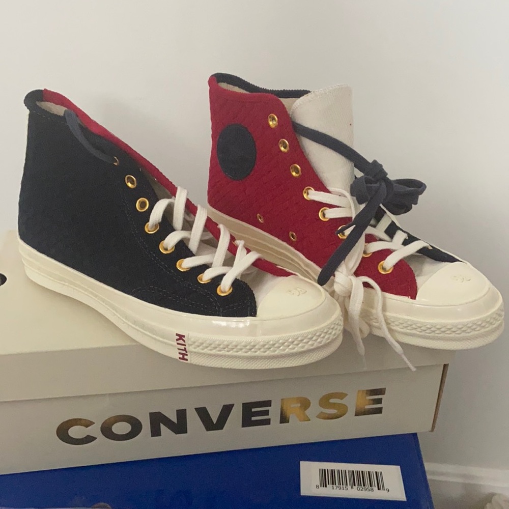 Sneakers